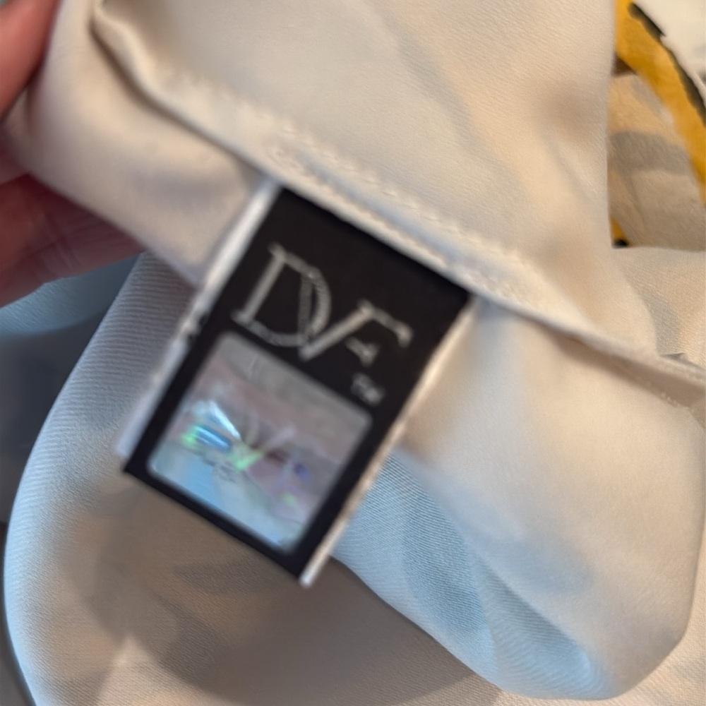 Diane Von Furstenberg The Robyn Top Yellow/Grey/Ivory Silk Pullover Blouse Small - Picture 16 of 16